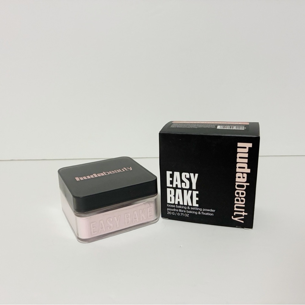 🌸 Huda Beauty Easy Bake Loose Baking & Setting Powder  Cherry Blossom Cake 20g